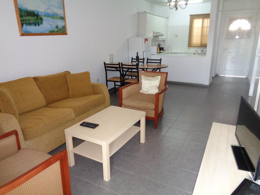 Ferienwohnung Santa Barbara Complex Limassol Exterior foto
